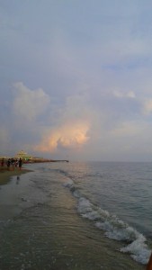 2016-09-11-ostia-beach-glowing-clouds